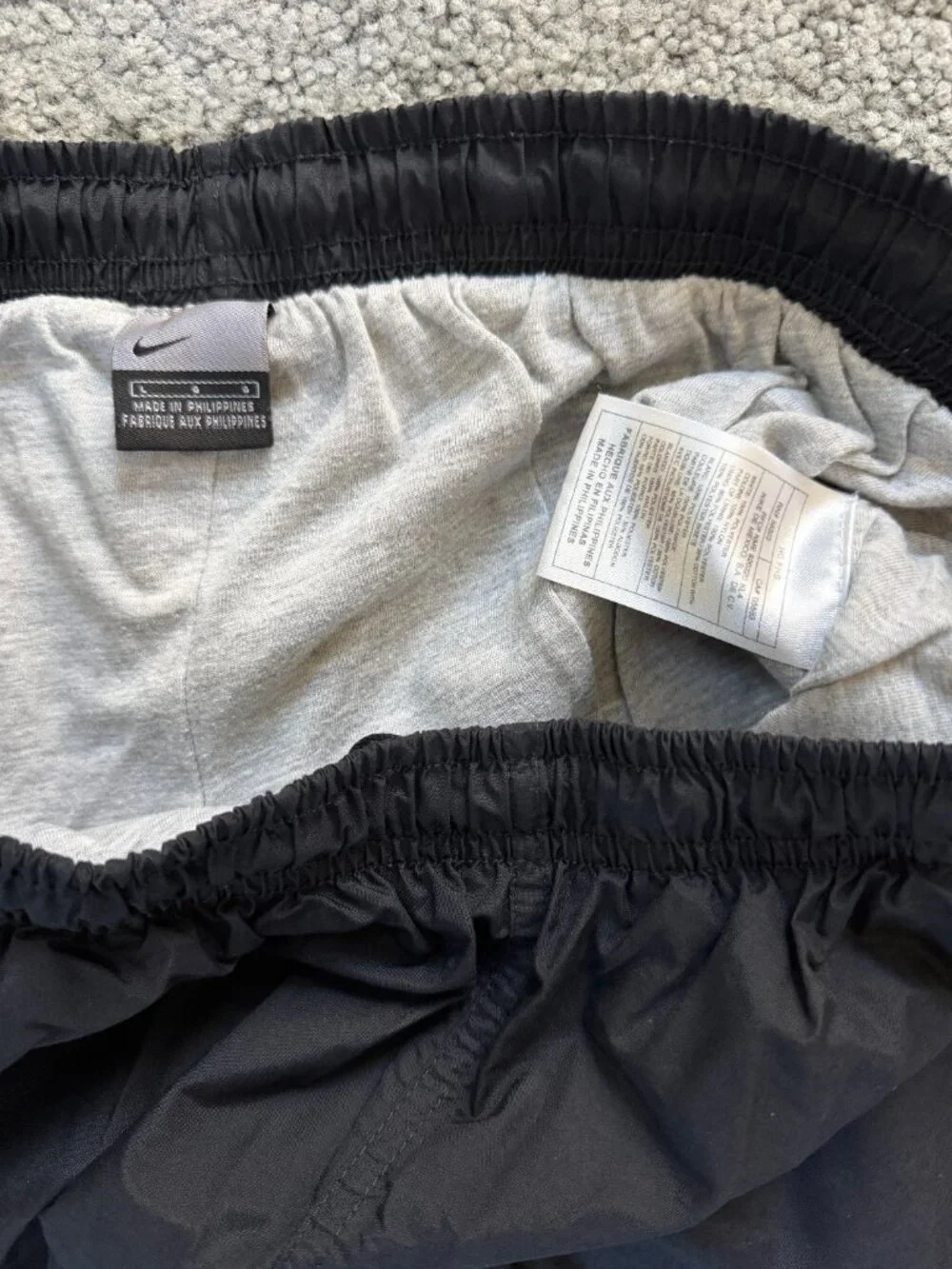 Vintage Y2K Nike Silver Tag Nylon Cargo Track Pants L - LIKE NEW Condition!